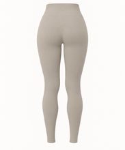 Translation missing: pt-PT.sections.featured_product.gallery_thumbnail_alt
